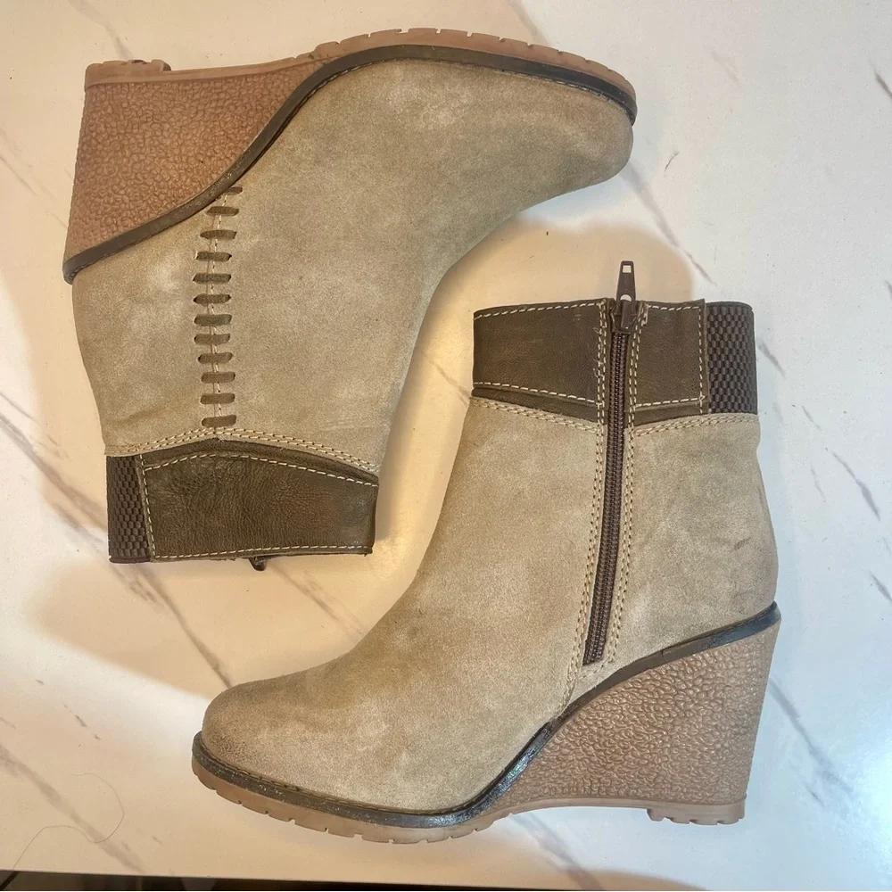 Enjoiya Ankle Wedge Booties, Taupe Suede, Women's 8M
